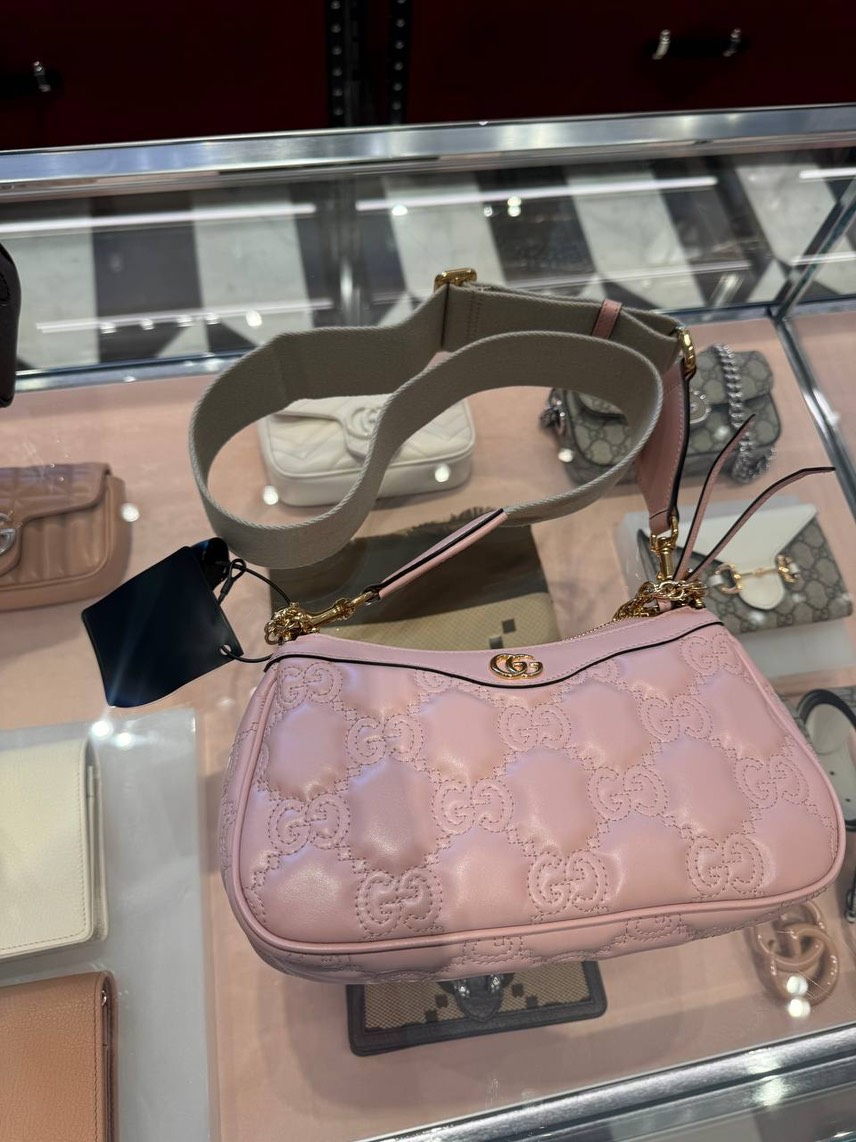 GUCCI Crossbody bags front view - Women's luxury Bags