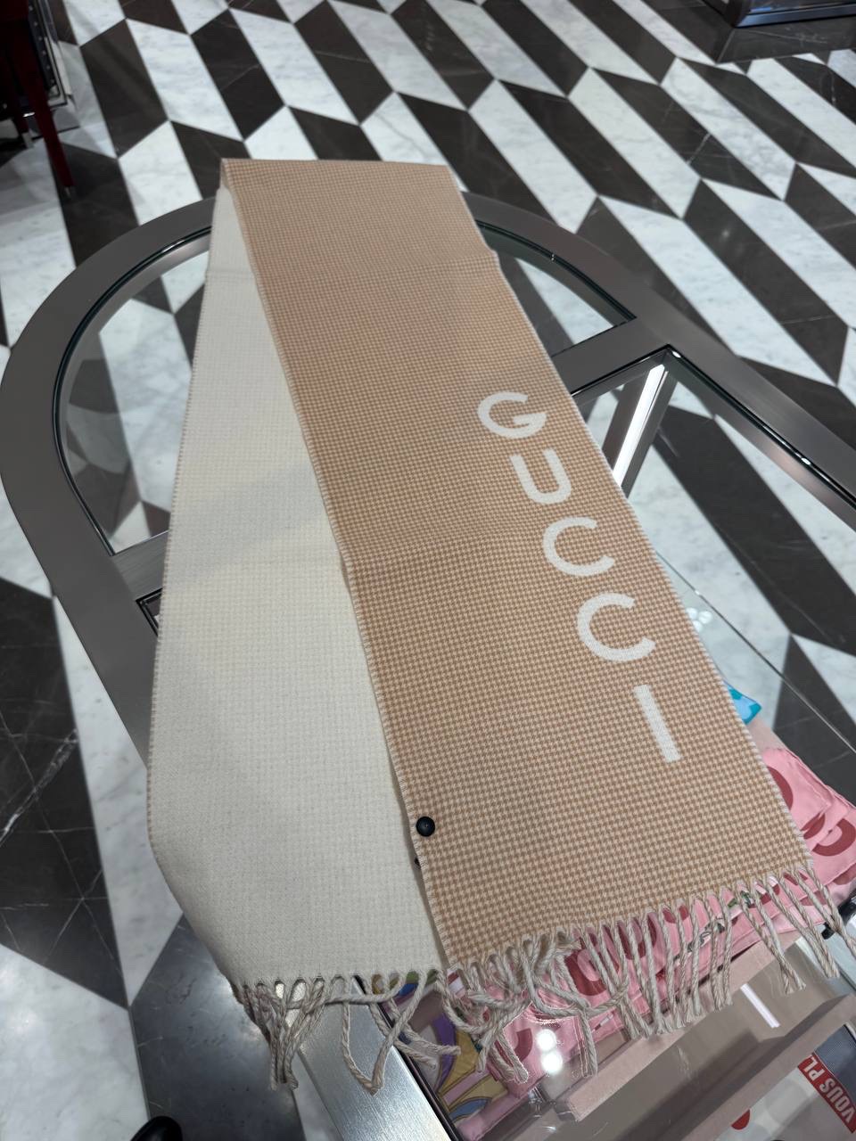 GUCCI Scarves front view - unisex luxury Accessories