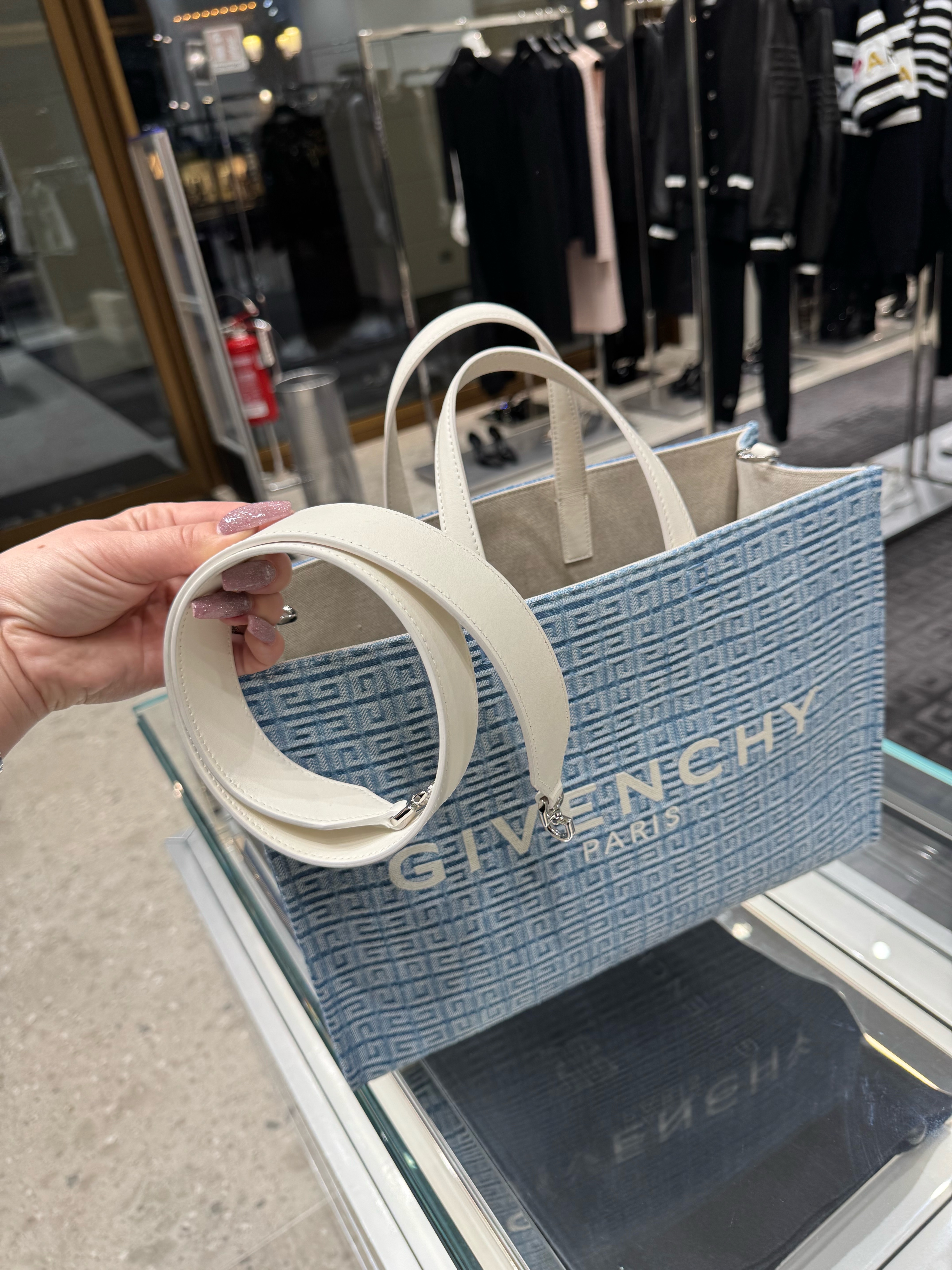 GIVENCHY Totes side view - Women's luxury Bags