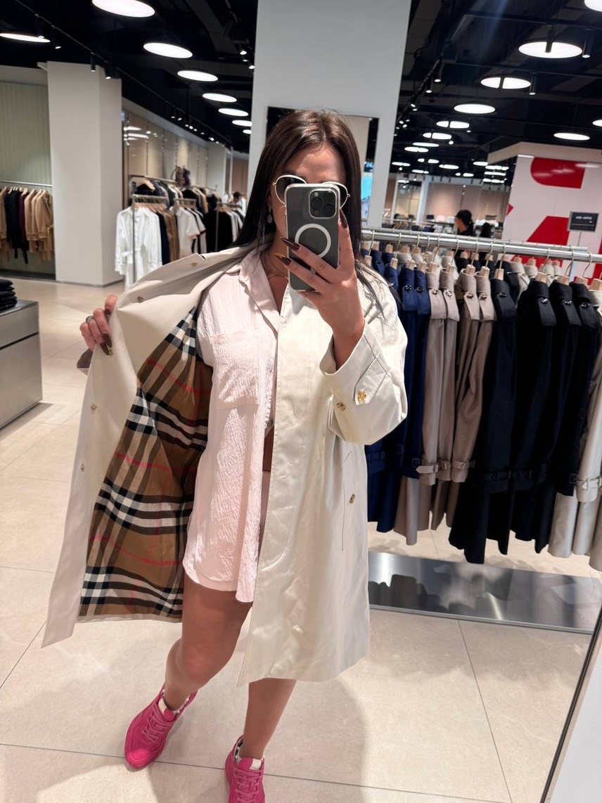 BURBERRY Coats side view - Women's luxury Clothes