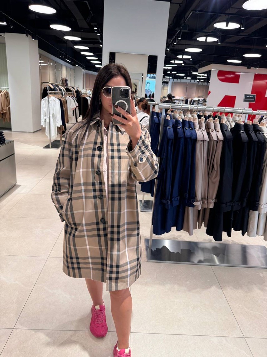 BURBERRY Coats side view - Women's luxury Clothes