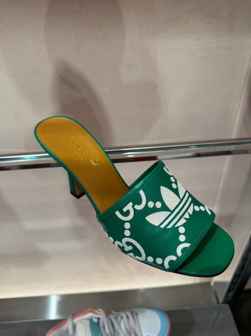 GUCCI Sandals side view - Women's luxury Shoes