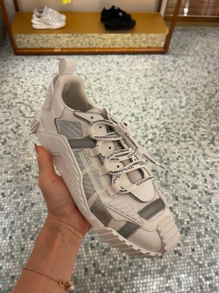 DOLCE & GABBANA Sneakers side view - Men's luxury Shoes