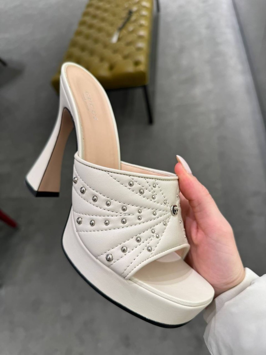 GUCCI Sandals front view - Women's luxury Shoes