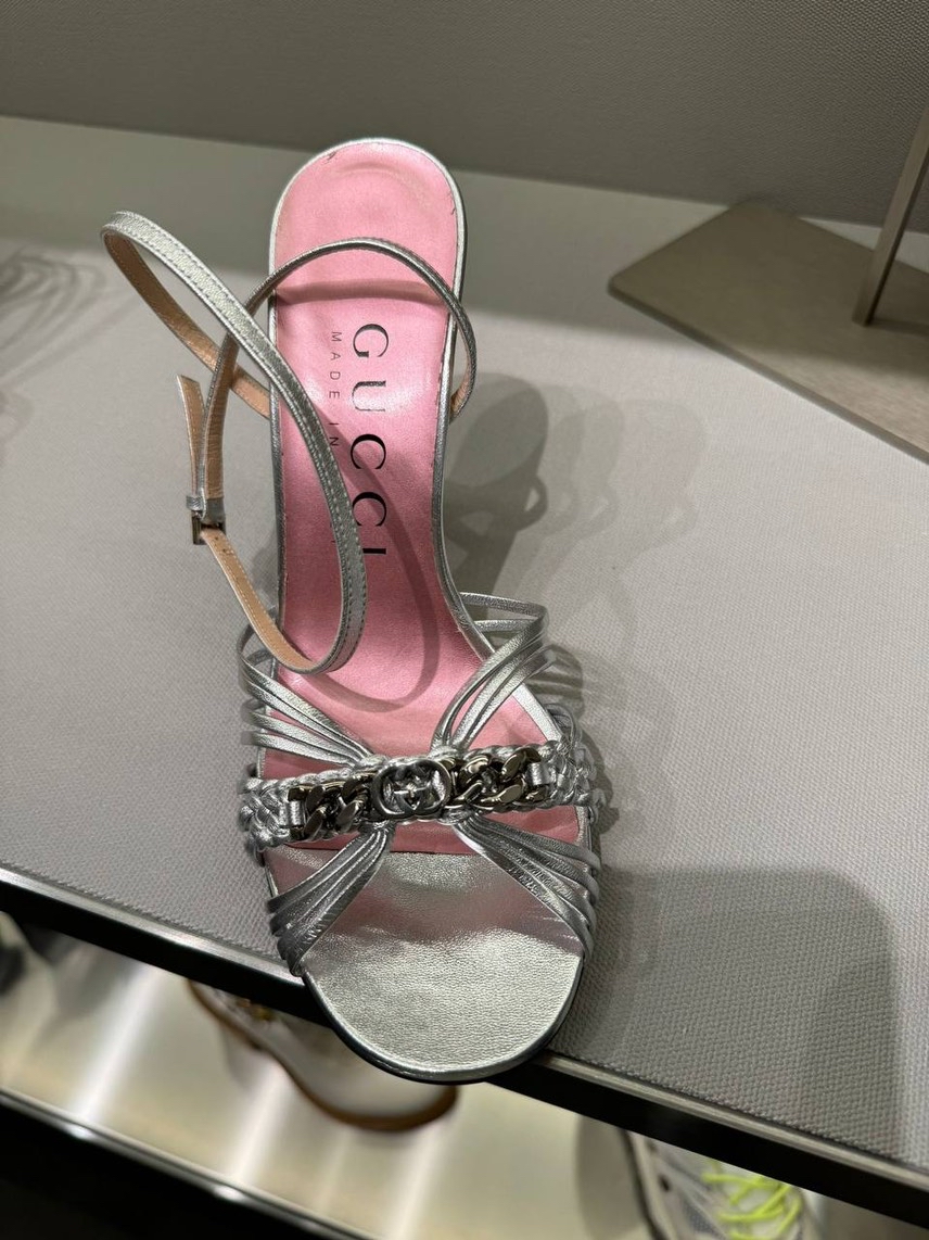 GUCCI Sneakers side view - Women's luxury Shoes