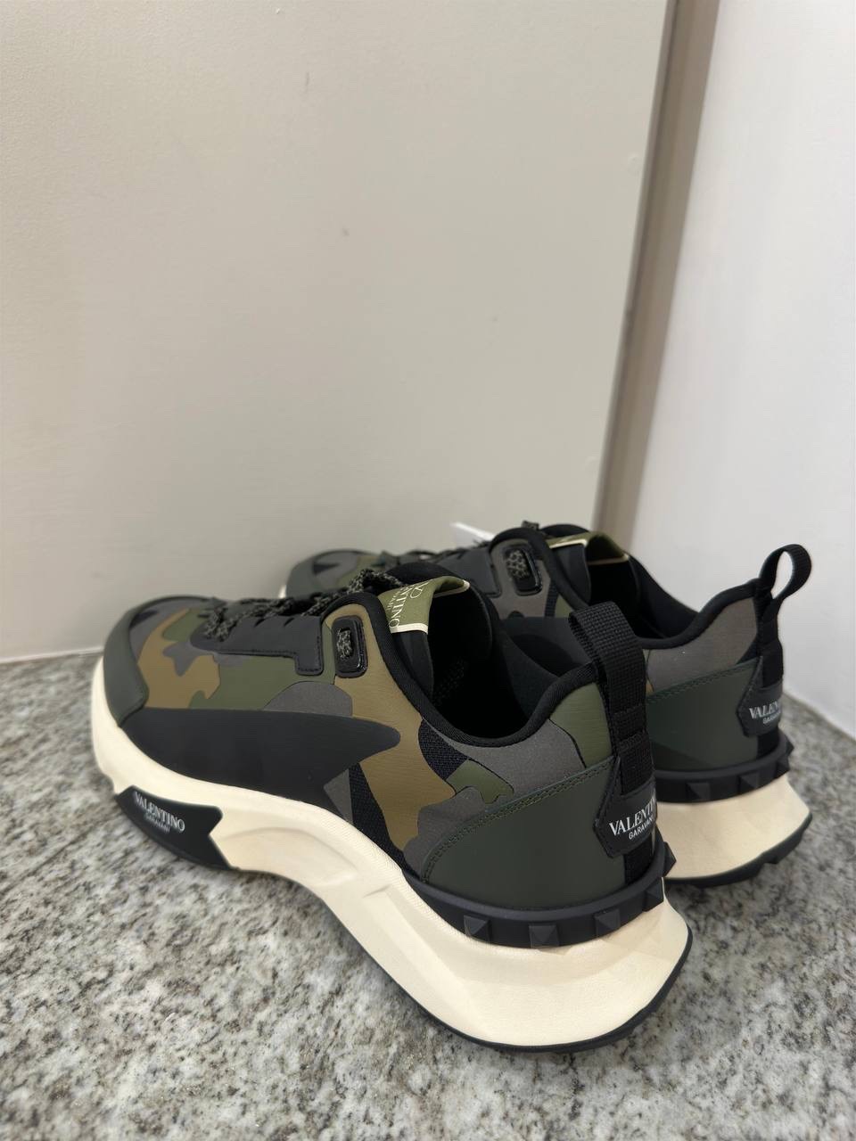 VALENTINO GARAVANI Sneakers side view - Men's luxury Shoes