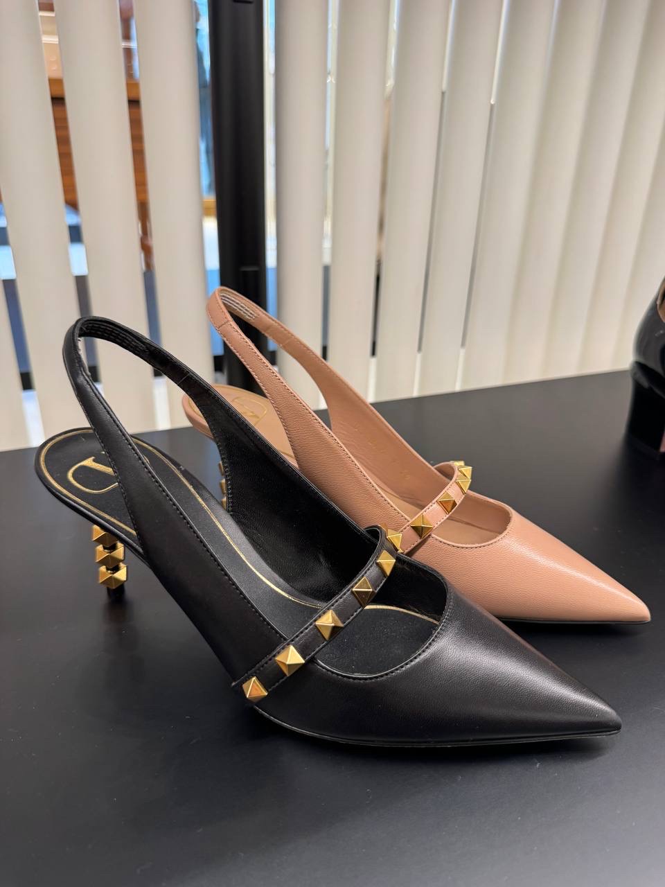 VALENTINO GARAVANI Sandals front view - Women's luxury Shoes