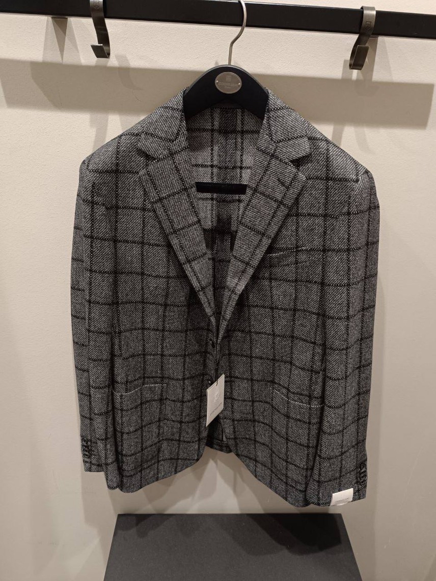 CORNELIANI Suits (Sartoria, Tailoring) side view - Men's luxury Clothes