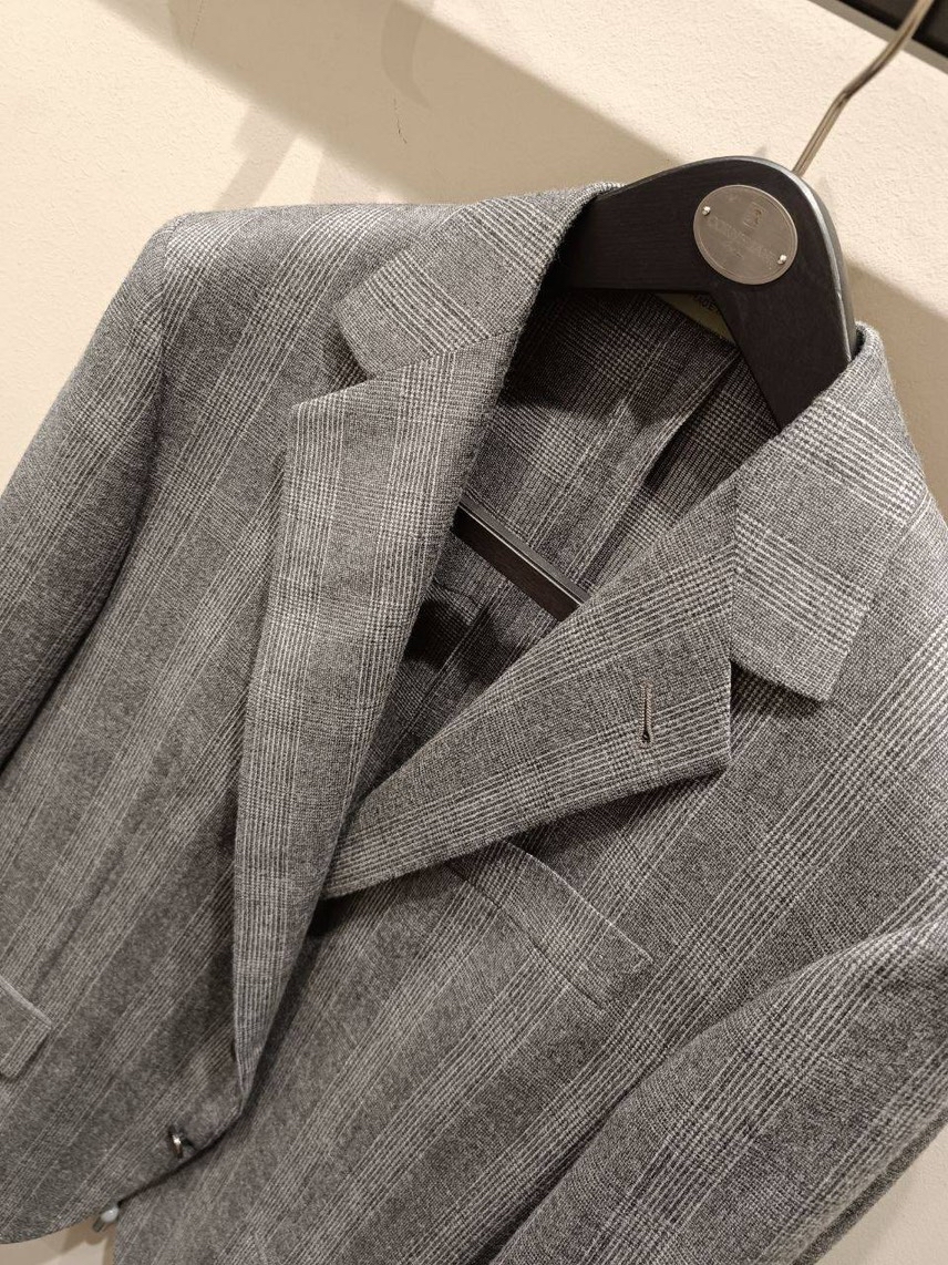 CORNELIANI Suits (Sartoria, Tailoring) side view - Men's luxury Clothes