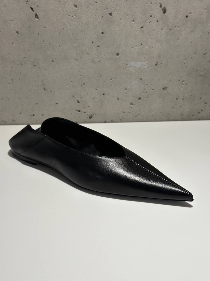 YVES SAINT LAURENT Ballerinas front view - Women's luxury Shoes
