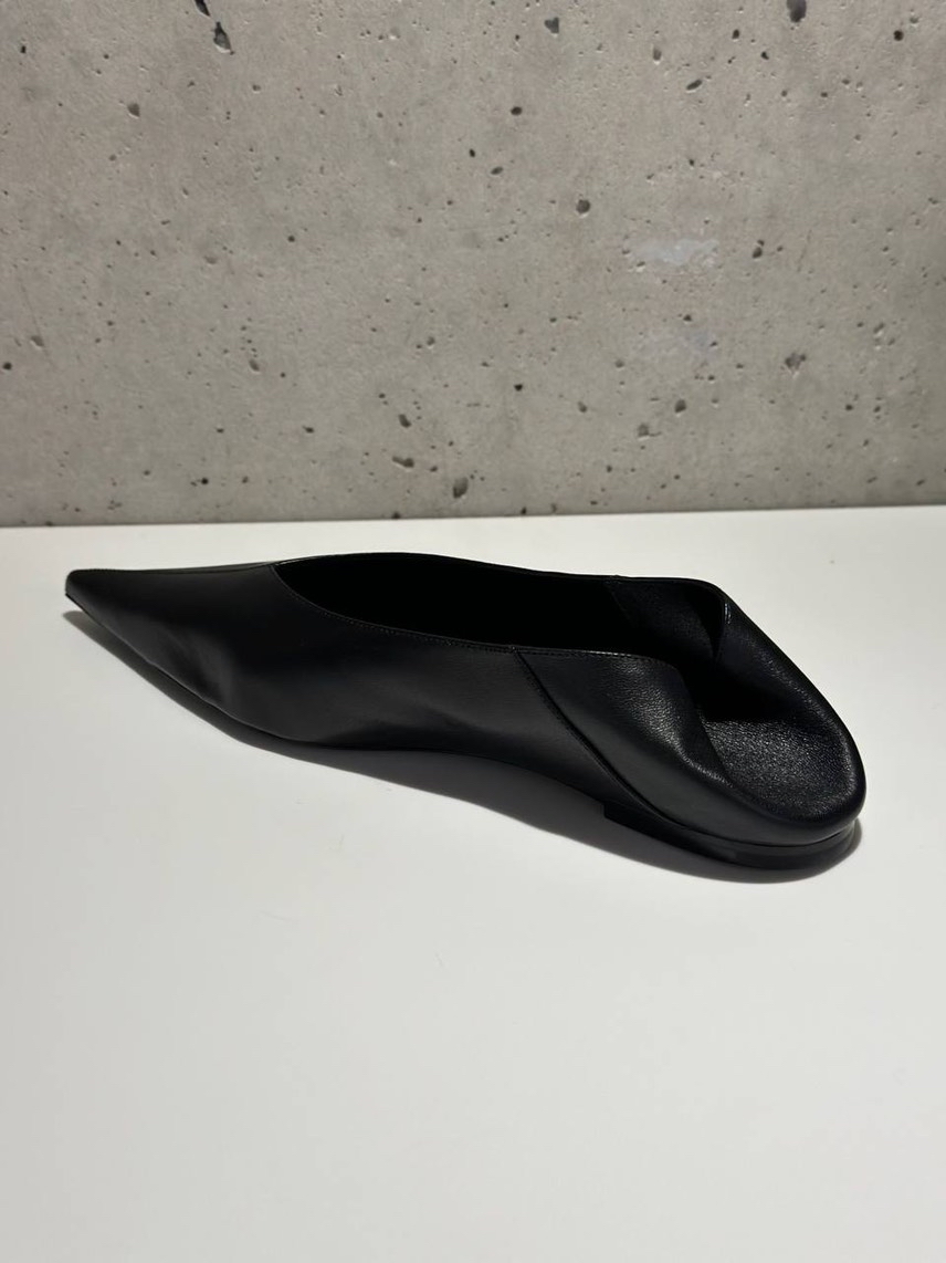 YVES SAINT LAURENT Ballerinas side view - Women's luxury Shoes