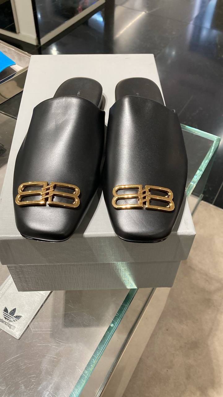 BALENCIAGA Mules front view - Women's luxury Shoes