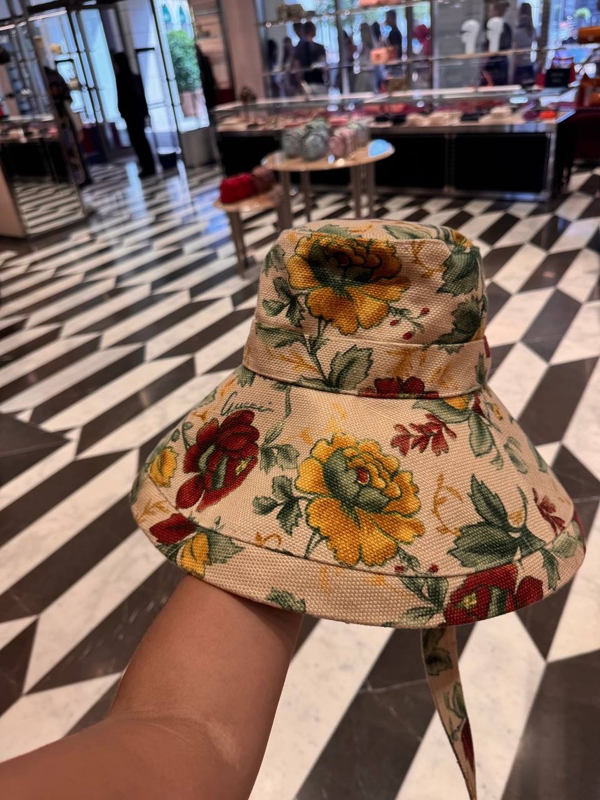 GUCCI Caps and Hats front view - Women's luxury Accessories