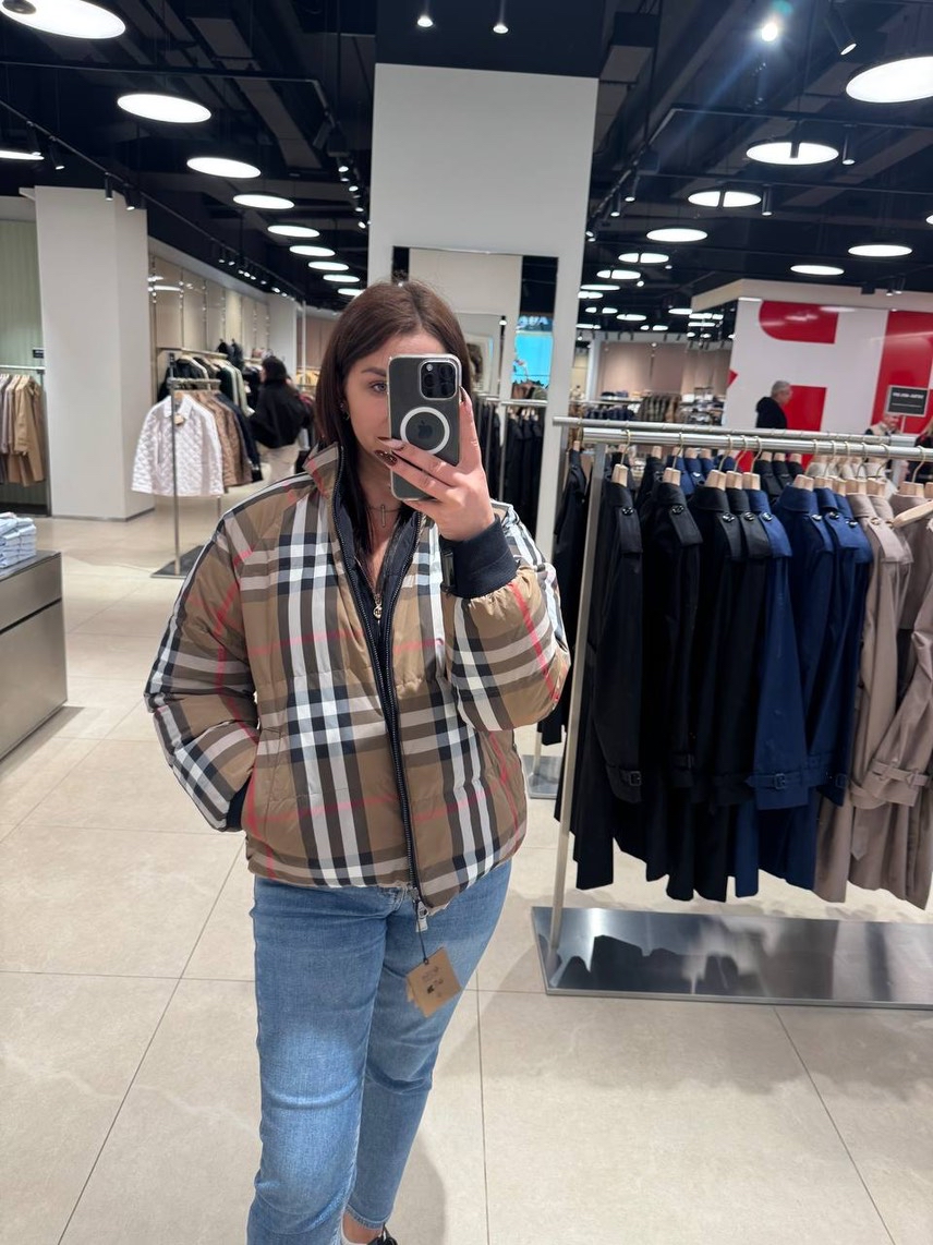 BURBERRY Down jacket side view - Women's luxury Clothes