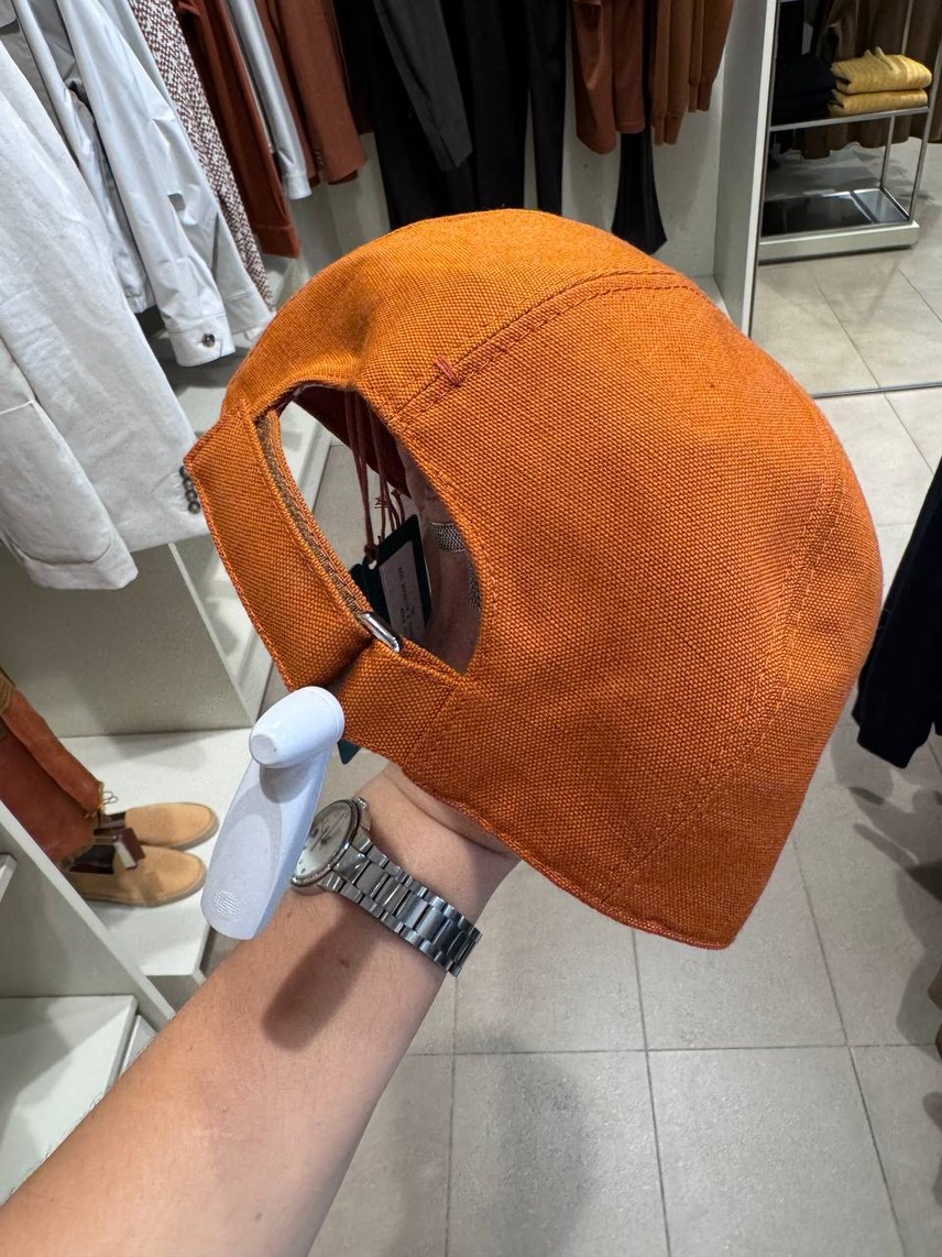 LORO PIANA Caps and Hats side view - Men's luxury Accessories