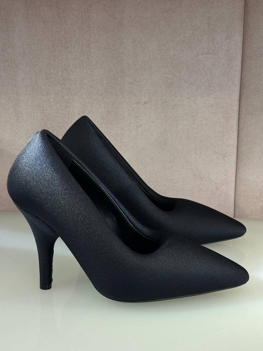BALENCIAGA Pumps front view - Women's luxury Shoes