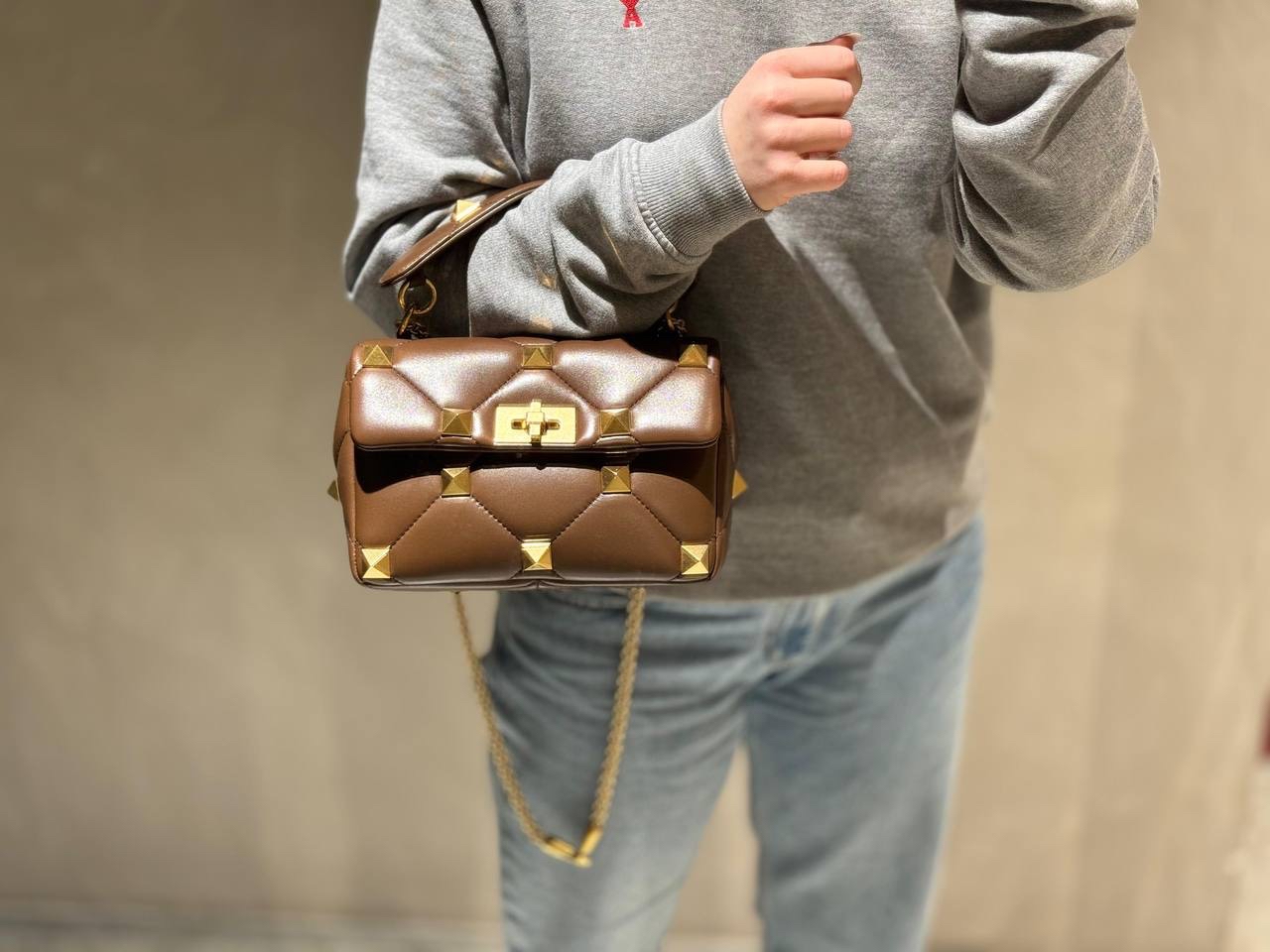 VALENTINO GARAVANI Crossbody bags side view - Women's luxury Bags