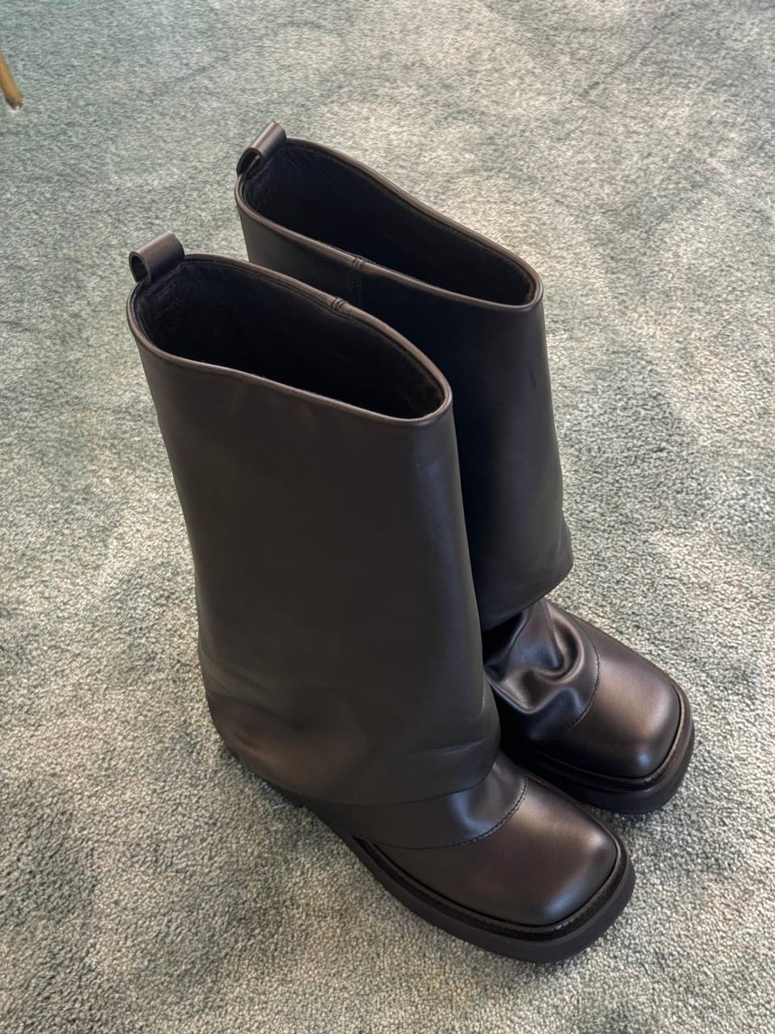 ATTICO Boots front view - Women's luxury Shoes