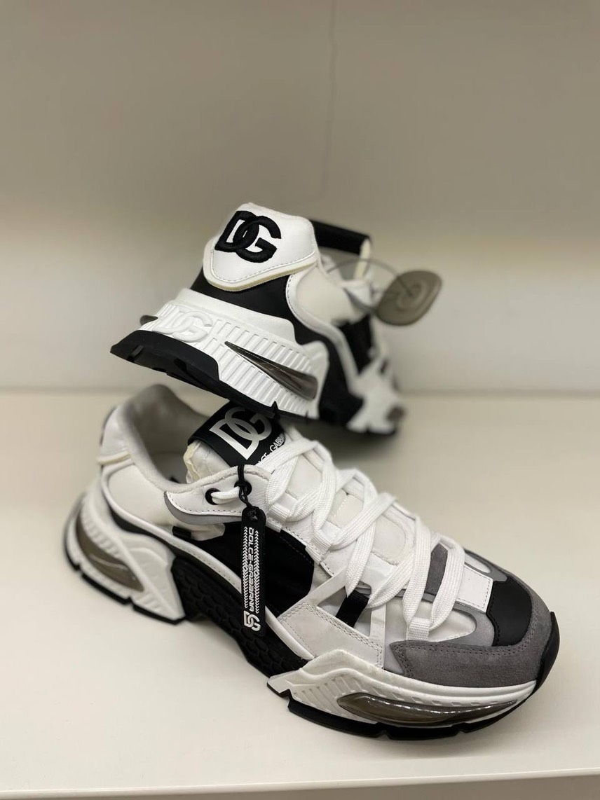 DOLCE & GABBANA Sneakers side view - Men's luxury Shoes