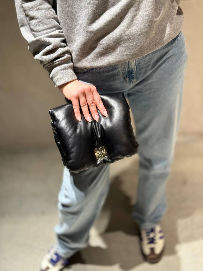 LOEWE Shoulder bags side view - Women's luxury Bags