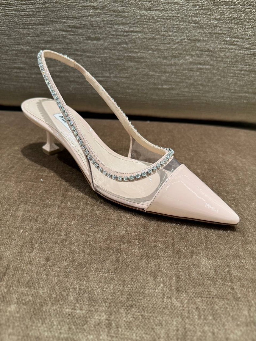 MIU MIU Pumps side view - Women's luxury Shoes