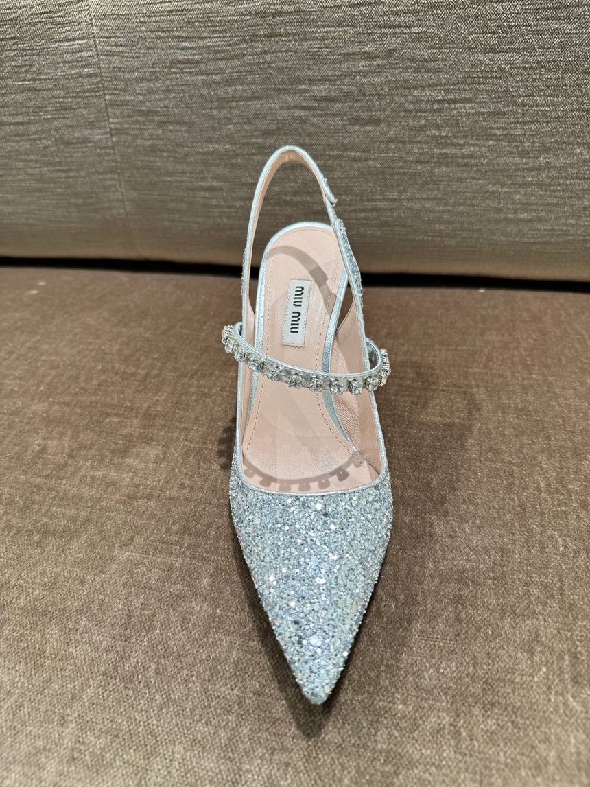 MIU MIU Pumps side view - Women's luxury Shoes
