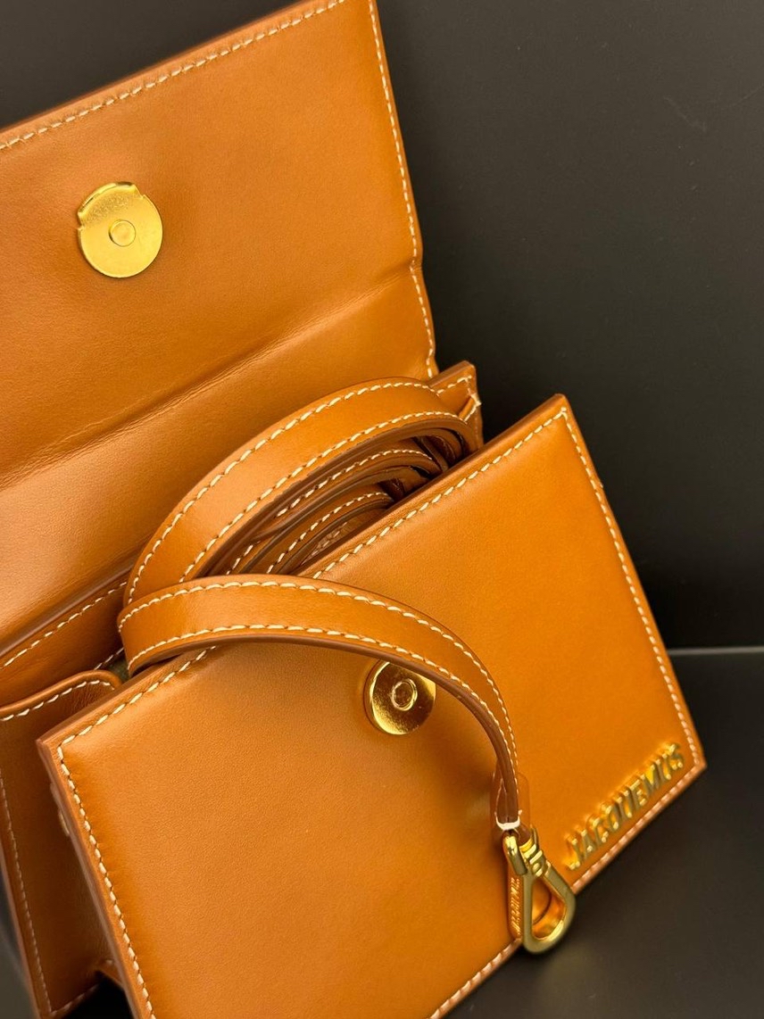 JACQUEMUS Crossbody bags side view - Women's luxury Bags