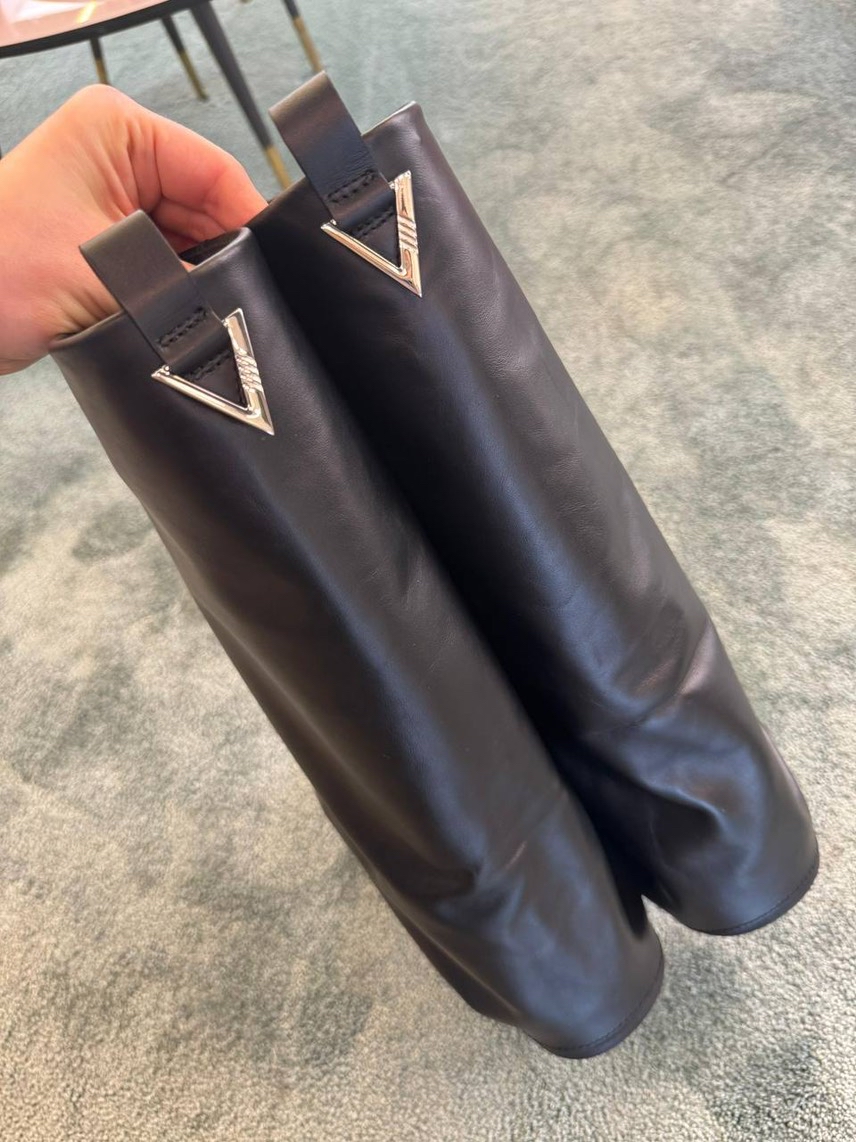 ATTICO Boots side view - Women's luxury Shoes