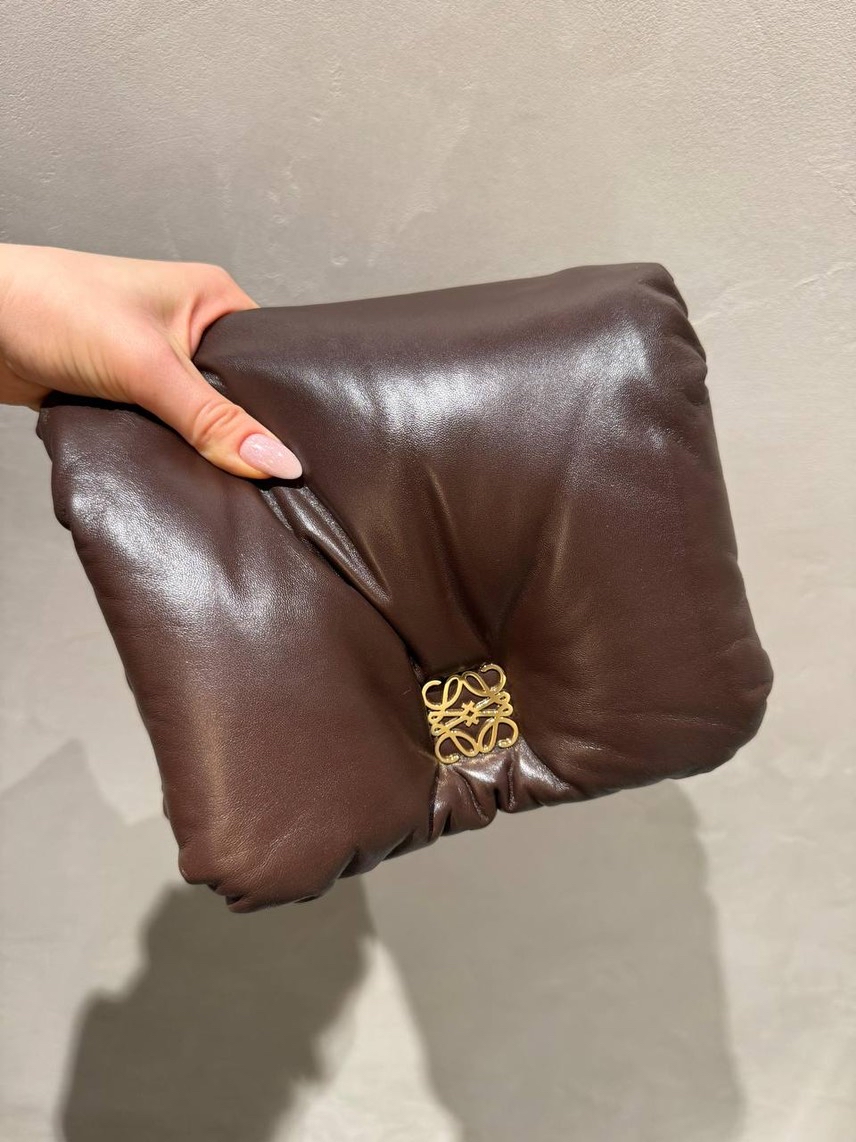LOEWE Shoulder bags front view - Women's luxury Bags