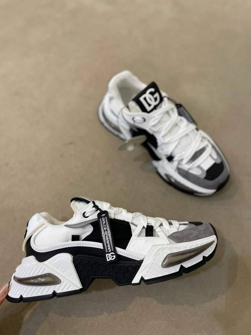 DOLCE & GABBANA Sneakers side view - Men's luxury Shoes