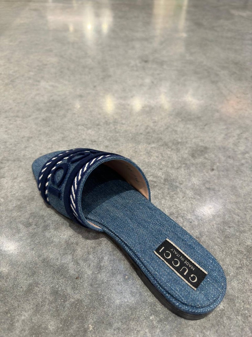 GUCCI Slides side view - Women's luxury Shoes