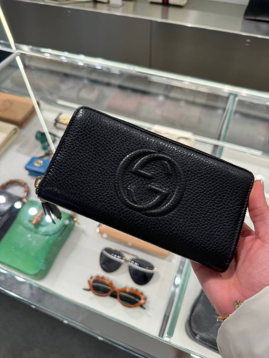 GUCCI Wallets and small leather goods front view - Women's luxury Accessories
