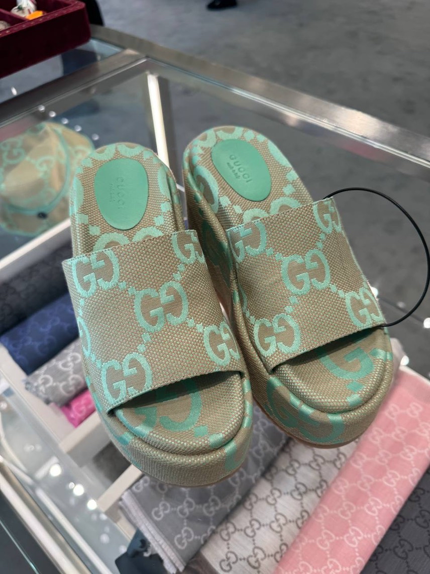 GUCCI Sandals side view - Women's luxury Shoes