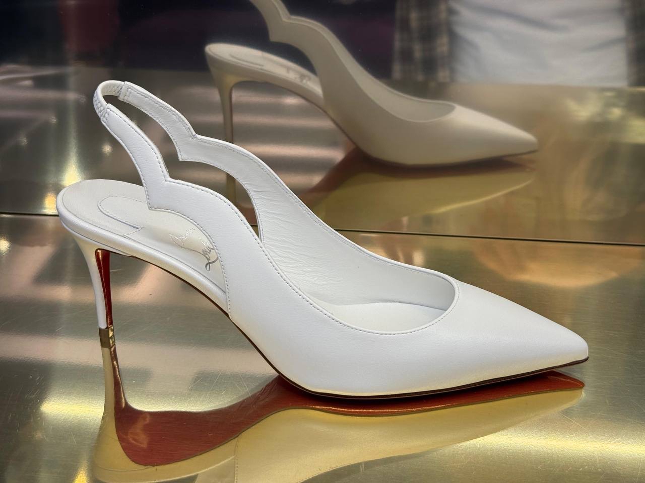CHRISTIAN LOUBOUTIN Sandals side view - Women's luxury Shoes