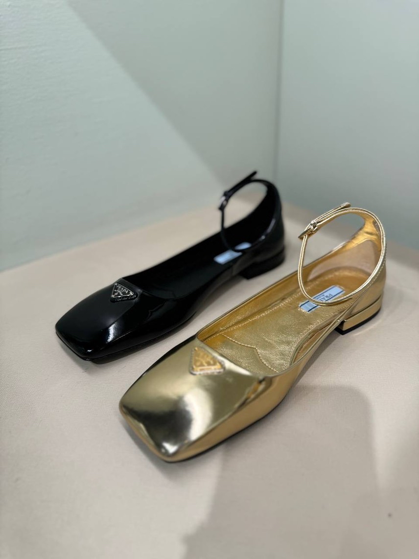 PRADA Ballerinas side view - Women's luxury Shoes