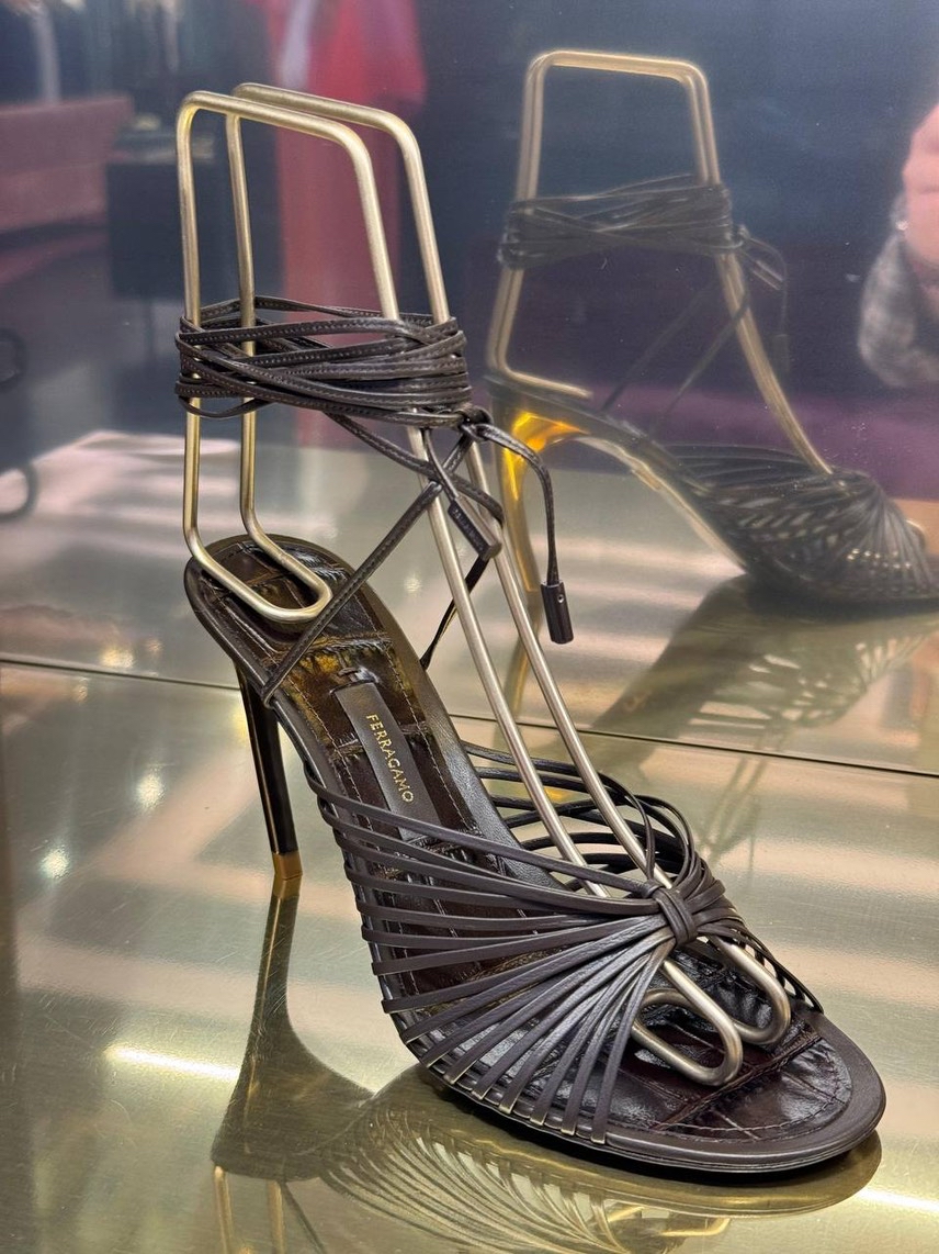 SALVATORE FERRAGAMO Sandals side view - Women's luxury Shoes