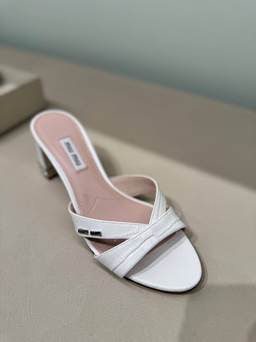 MIU MIU Sandals side view - Women's luxury Shoes