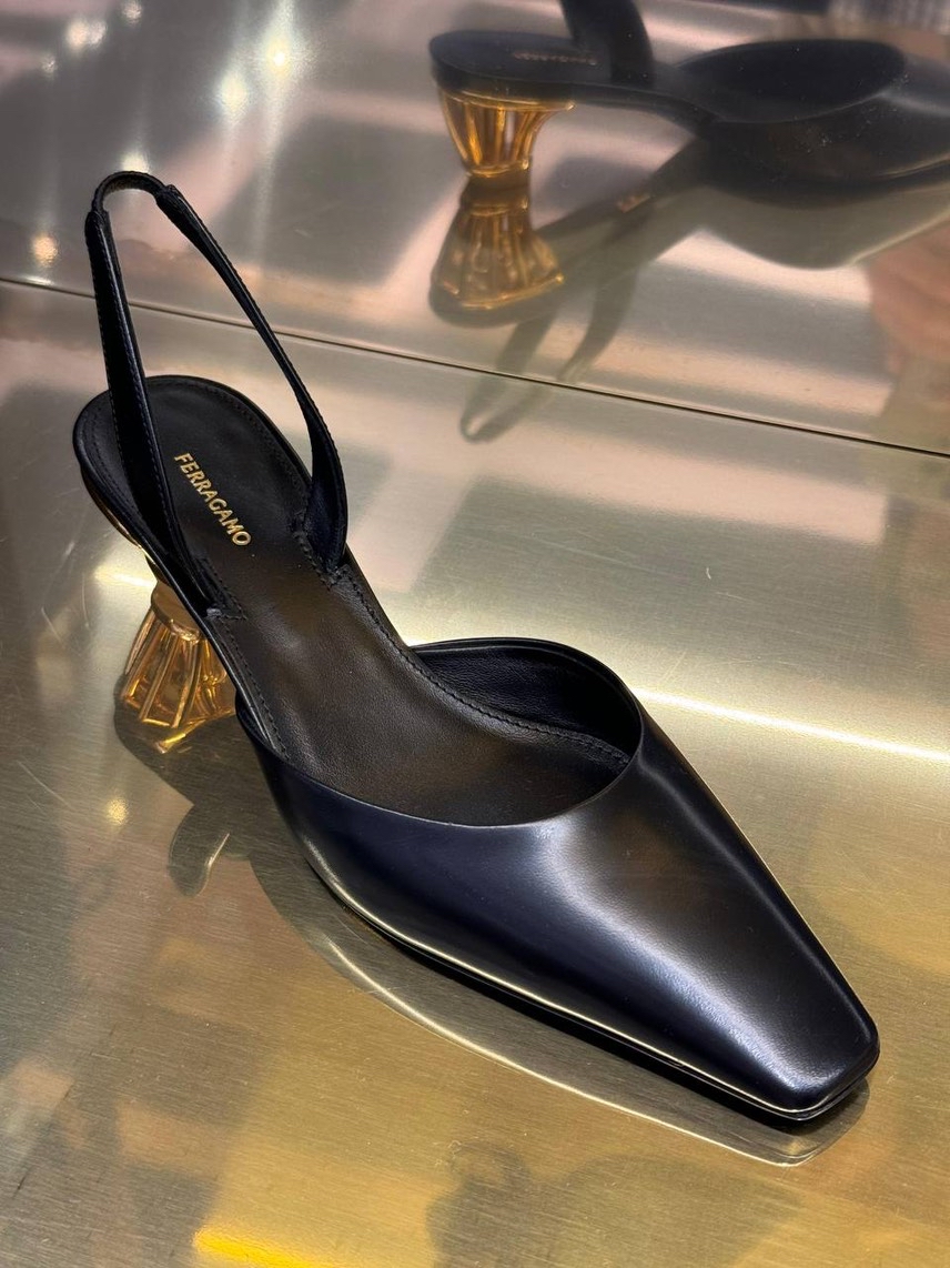 SALVATORE FERRAGAMO Sandals front view - Women's luxury Shoes