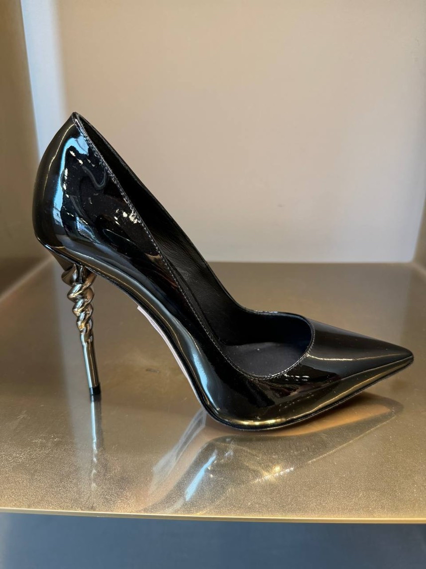 LE SILLA Pumps front view - Women's luxury Shoes