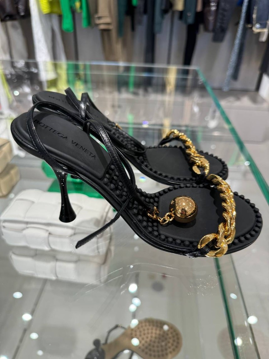 BOTTEGA VENETA Sandals front view - Women's luxury Shoes