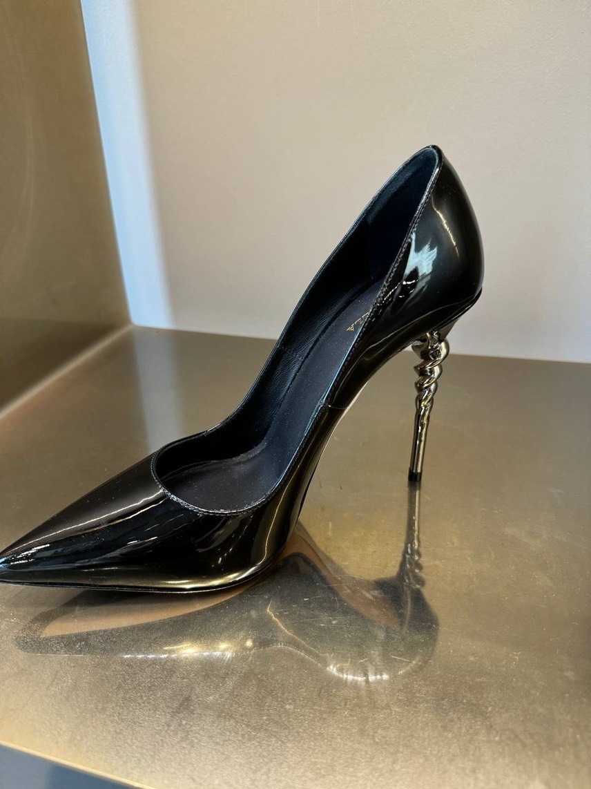 LE SILLA Pumps side view - Women's luxury Shoes