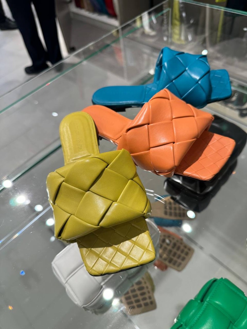 BOTTEGA VENETA Slides front view - Women's luxury Shoes