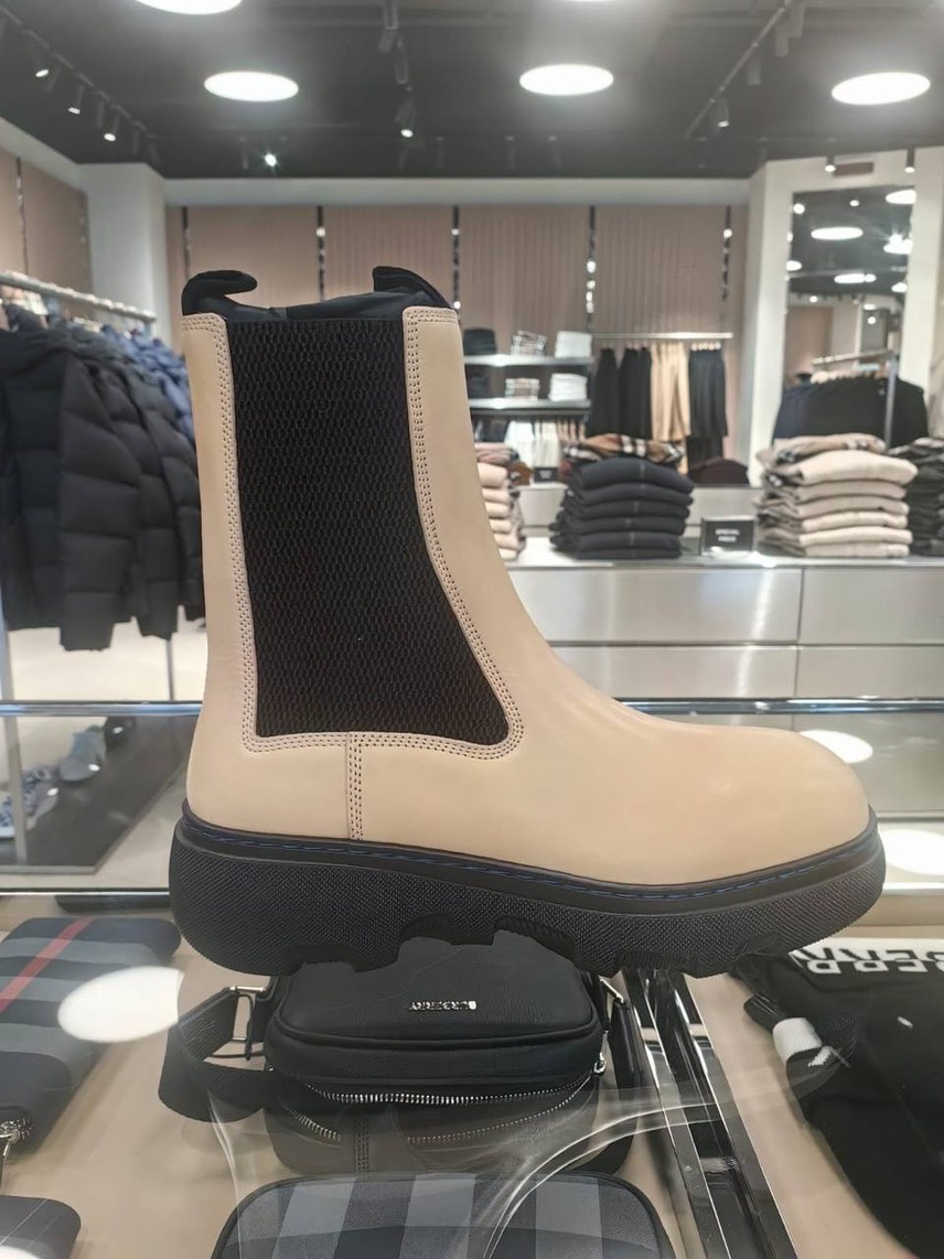 BURBERRY Boots front view - Women's luxury Shoes