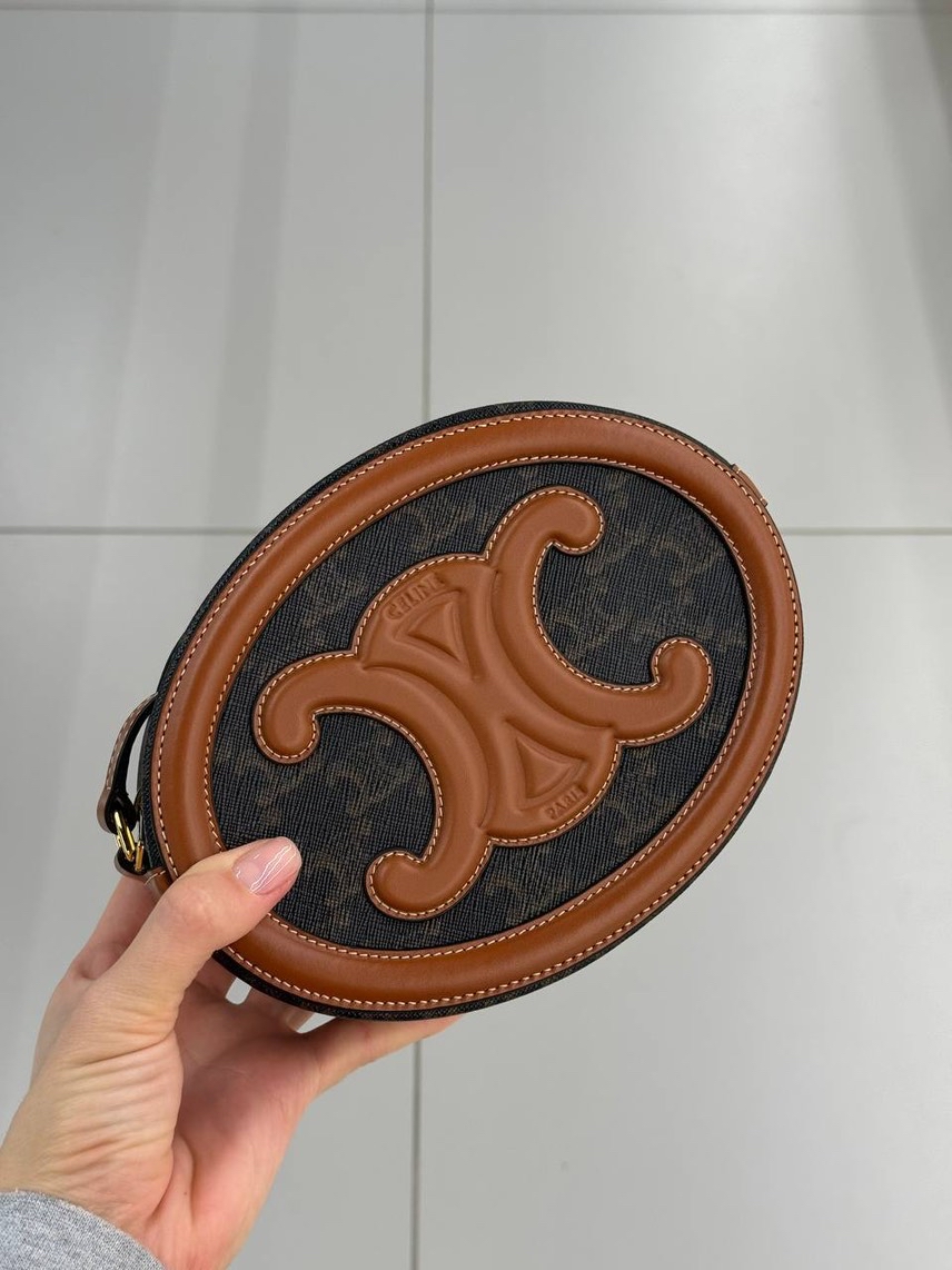 CELINE Crossbody bags front view - Women's luxury Bags