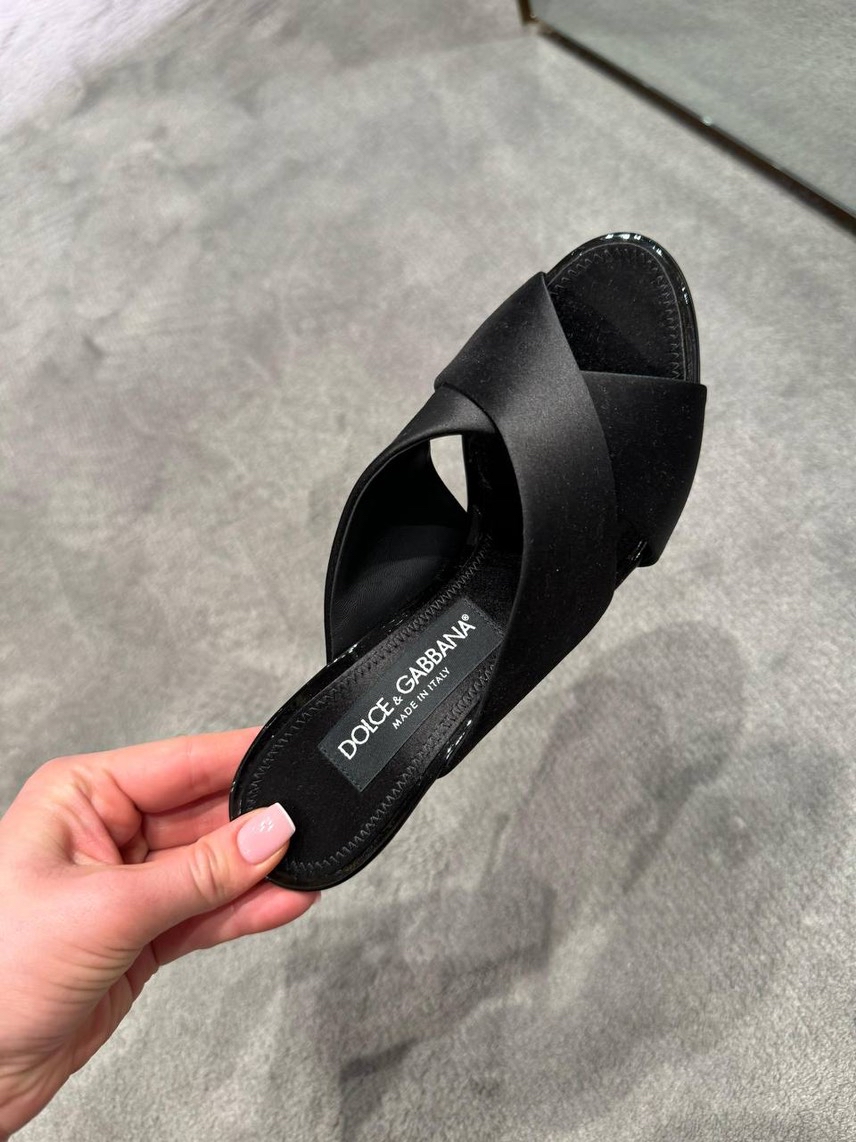 DOLCE & GABBANA Sandals front view - Women's luxury Shoes