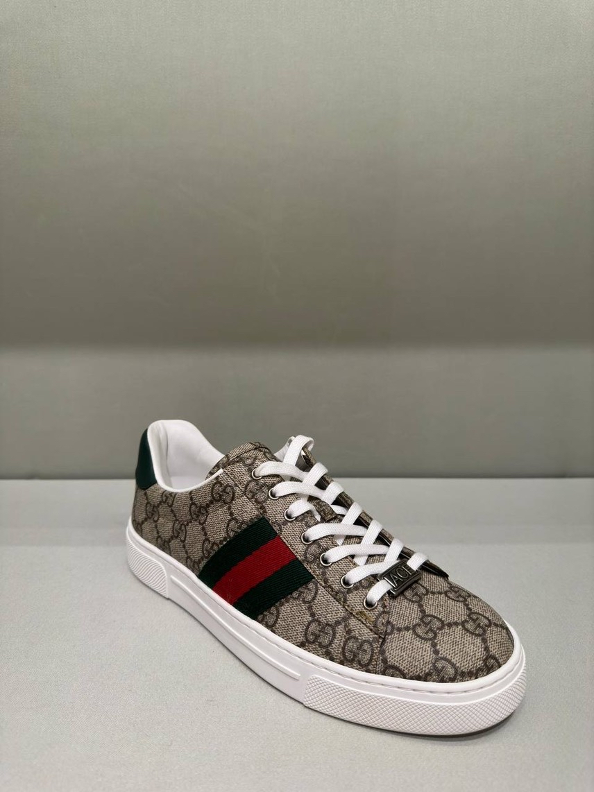 GUCCI Sneakers front view - Women's luxury Shoes