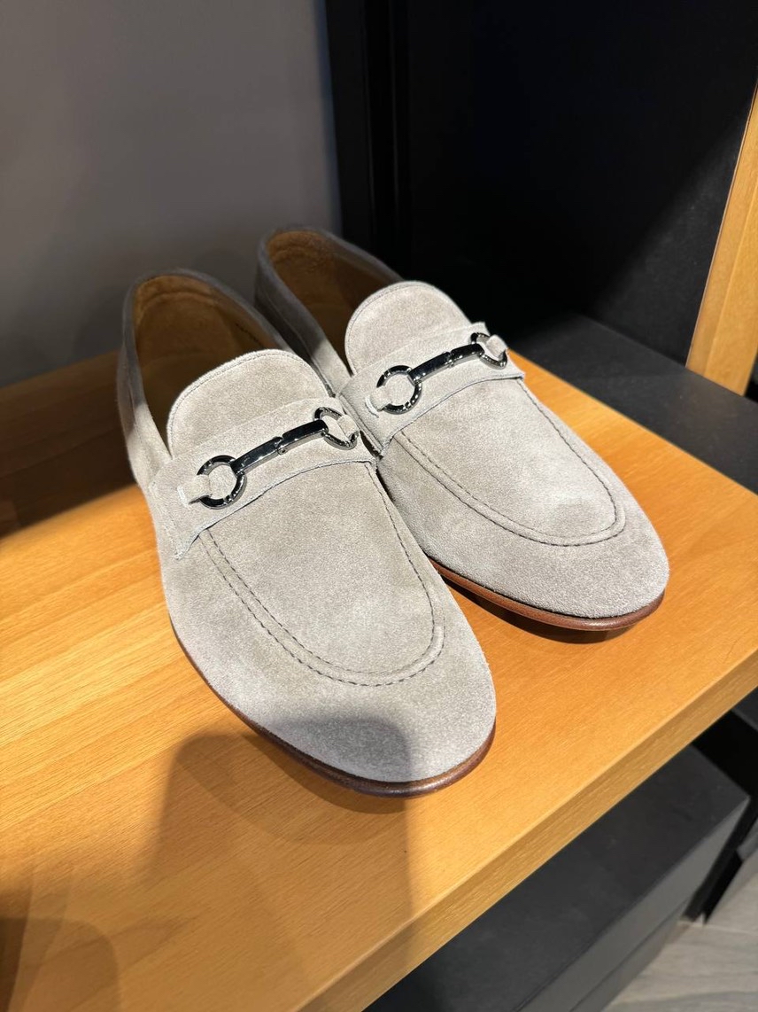 CORNELIANI Loafers side view - Men's luxury Shoes