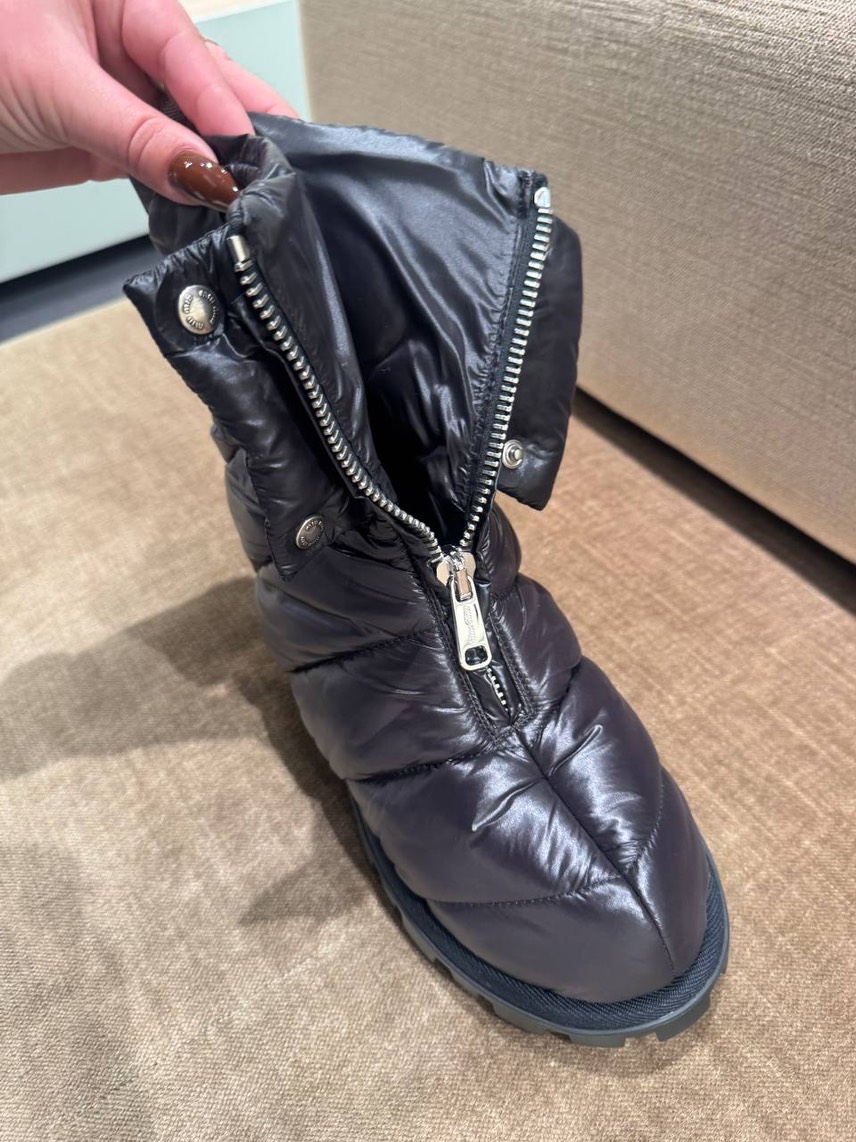 MIU MIU Boots side view - Women's luxury Shoes