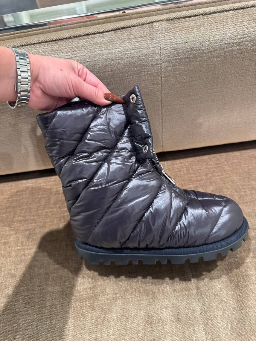 MIU MIU Boots side view - Women's luxury Shoes