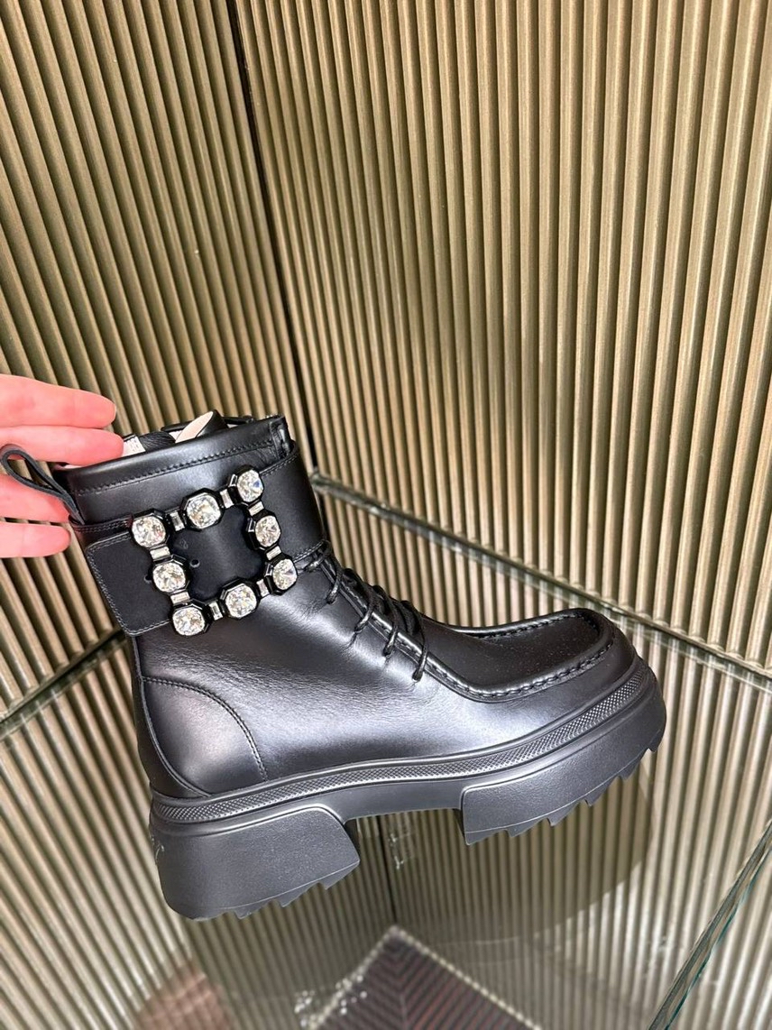 ROGER VIVIER Boots front view - Women's luxury Shoes